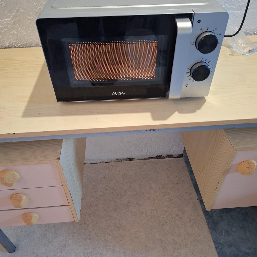 Quigg Combimagnetron - bezorging mogelijk, Combimagnetron, Gebruikt, Minder dan 45 cm, Grill