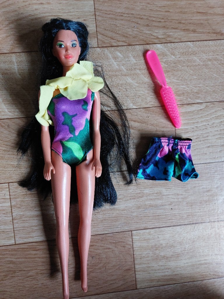 Vintage Barbie '85 Tropical Miko Hawaiian Asian Mattel, Ophalen of Verzenden, Zo goed als nieuw, Pop