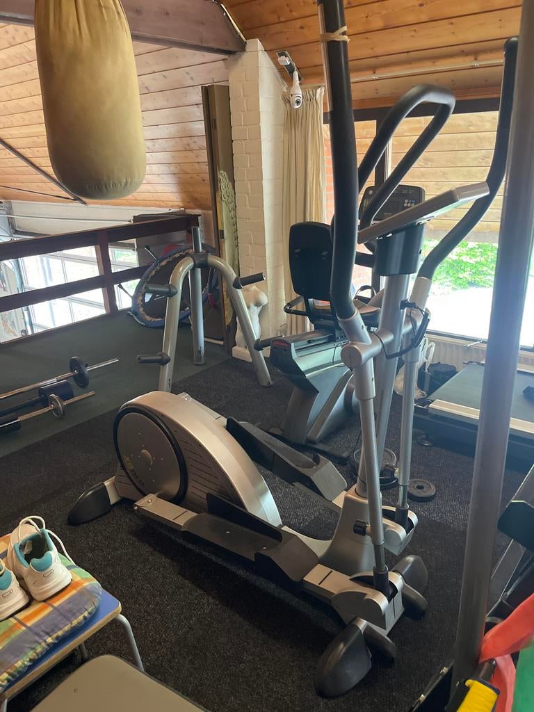 Xelus X9 Pro Crosstrainer - Zo goed als nieuw, Ophalen of Verzenden, Zo goed als nieuw, Armen