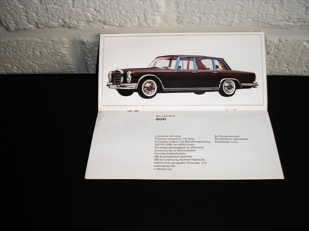 Mercedes-Benz Personenwagen, december 1965, Boeken, Ophalen of Verzenden, Gelezen, Mercedes