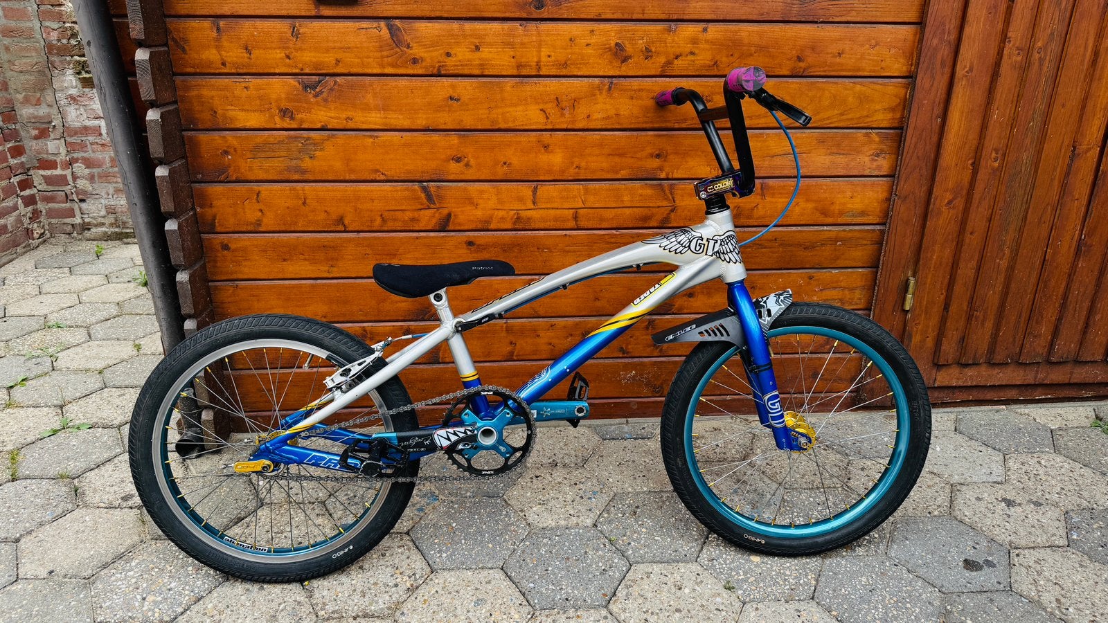 GT BMX stunt fiets, Fietsen en Brommers, Fietsen | Crossfietsen en BMX, Ophalen, Zo goed als nieuw, Staal