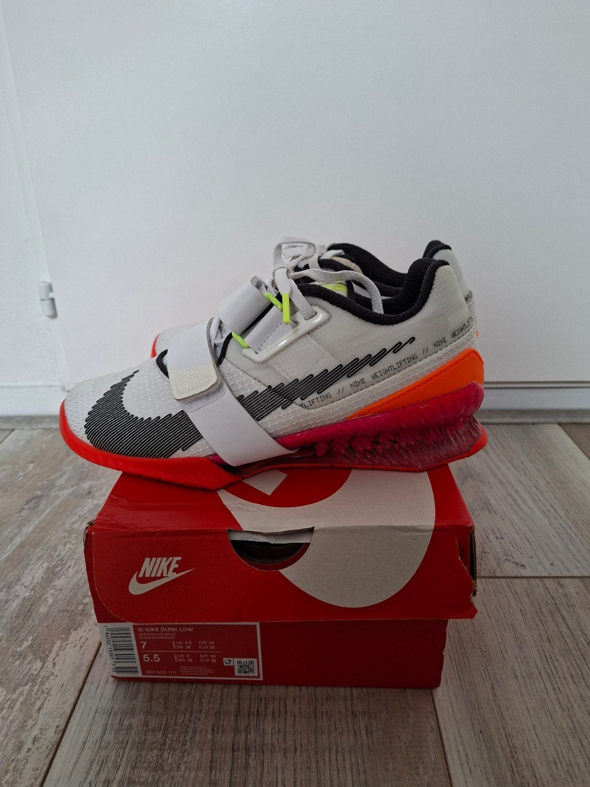 Nike Romaleos - Nieuw, maat 37, Wit, Nike, Nieuw, Ophalen of Verzenden