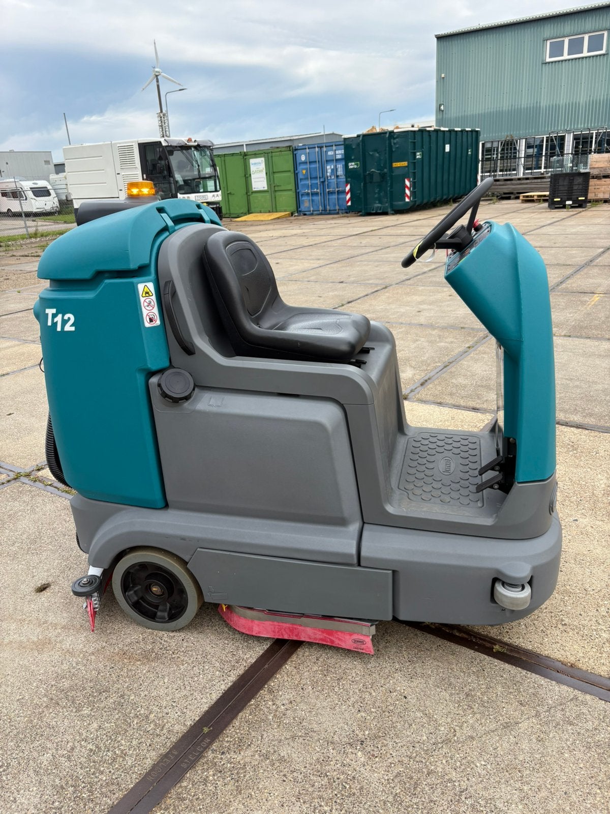 Schrobmachine Tennant T12, Ophalen of Verzenden, Zo goed als nieuw