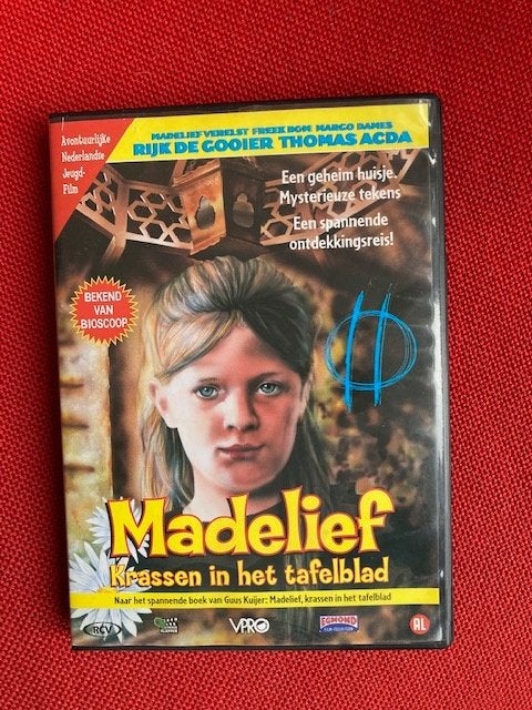 Madelief, krassen in het tafelblad, Cd's en Dvd's, Dvd's | Kinderen en Jeugd, Alle leeftijden, Zo goed als nieuw, Familie, Film