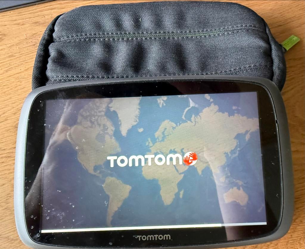 TomTom GO 610 navigatiesysteem met levenslange kaartupdates, Ophalen of Verzenden
