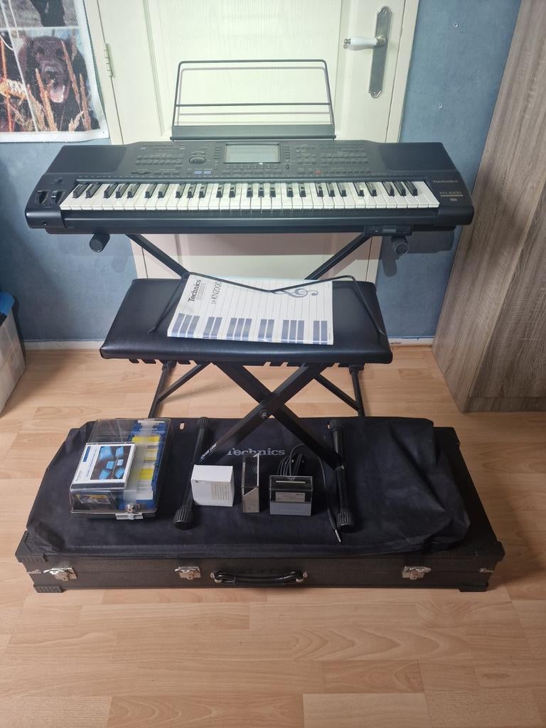 Technics SX-KN2000 Keyboard met standaard en accessoires, Muziek en Instrumenten, Keyboards, Ophalen, Midi-aansluiting, Technics