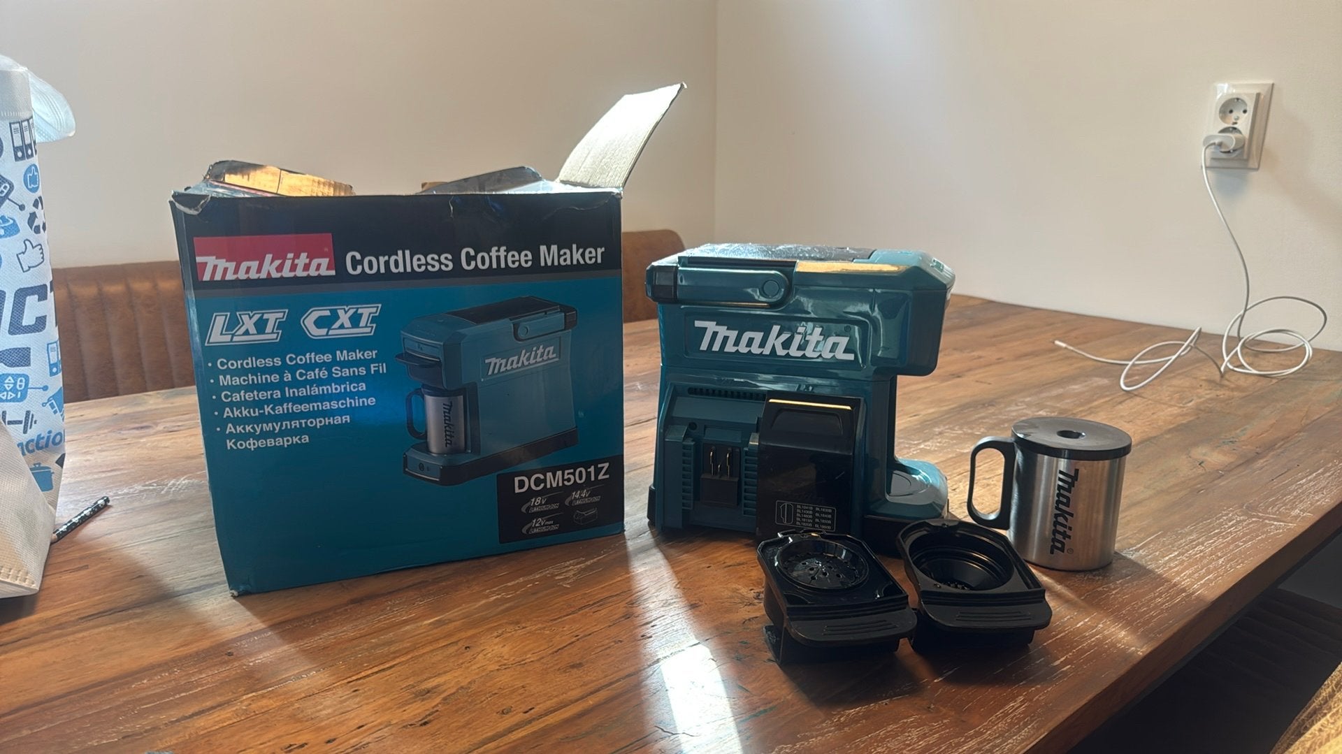 Makita Koffiemachine DCM501Z - Zonder accu/lader