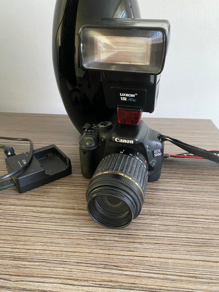 In nieuwstaat canon full hd spiegelreflex camera, Ophalen of Verzenden, Zo goed als nieuw, Canon, Geen optische zoom