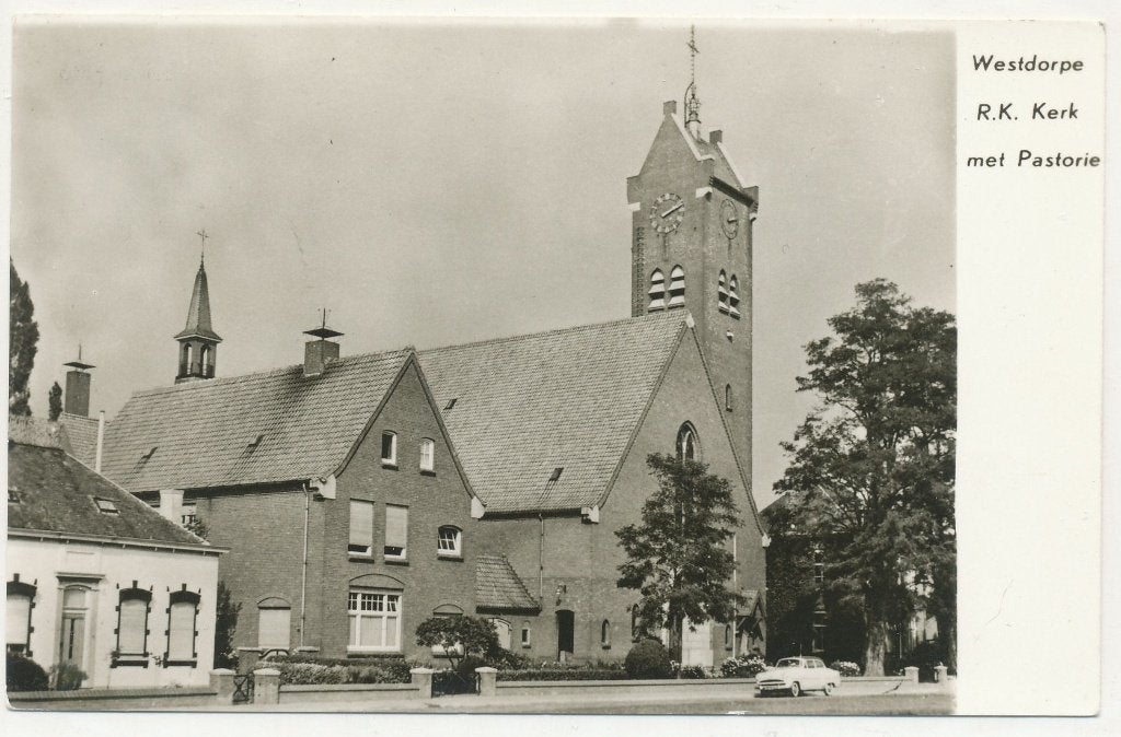 Westdorpe - R.K. Kerk met Pastorie  1959, Ophalen of Verzenden, 1940 tot 1960, Gelopen, Zeeland