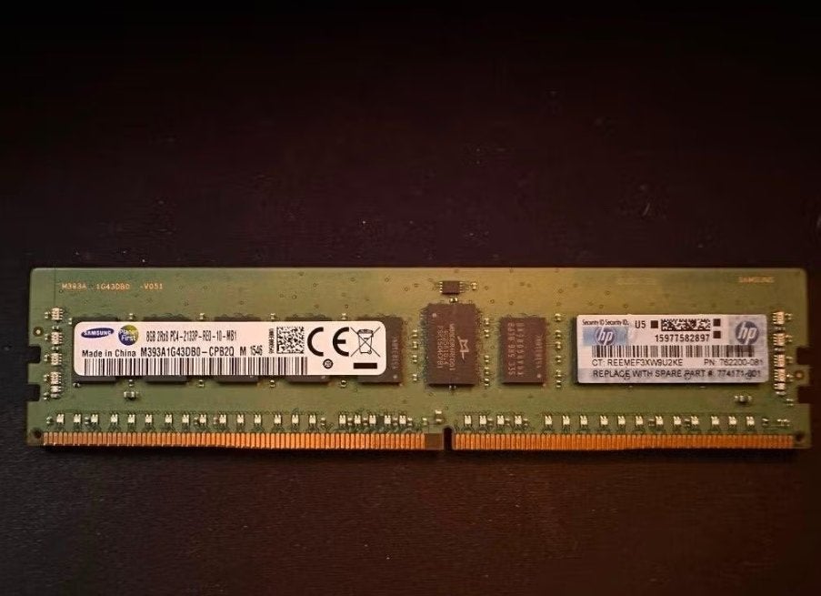 HPE SmartMemory - 8 GB DDR4 - 2133 MHz - HP P/N: 762200-081, Computers en Software, Gebruikt, Server, DDR4, 8 GB