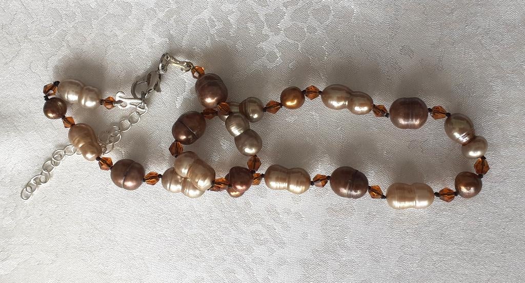Ketting zoetwaterparel en kristal bruin 36cm verstelbaar, Bruin, Nieuw, Ophalen of Verzenden, Steen of Mineraal
