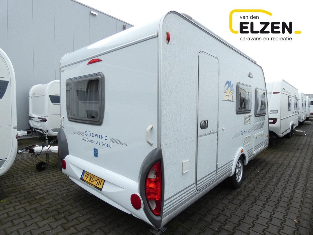 Knaus Sudwind As Good As Gold 420 QD Mover, voortent, fietsd, Caravans en Kamperen, Caravans, Schokbreker, Bedrijf, Treinzit, Tot en met 3