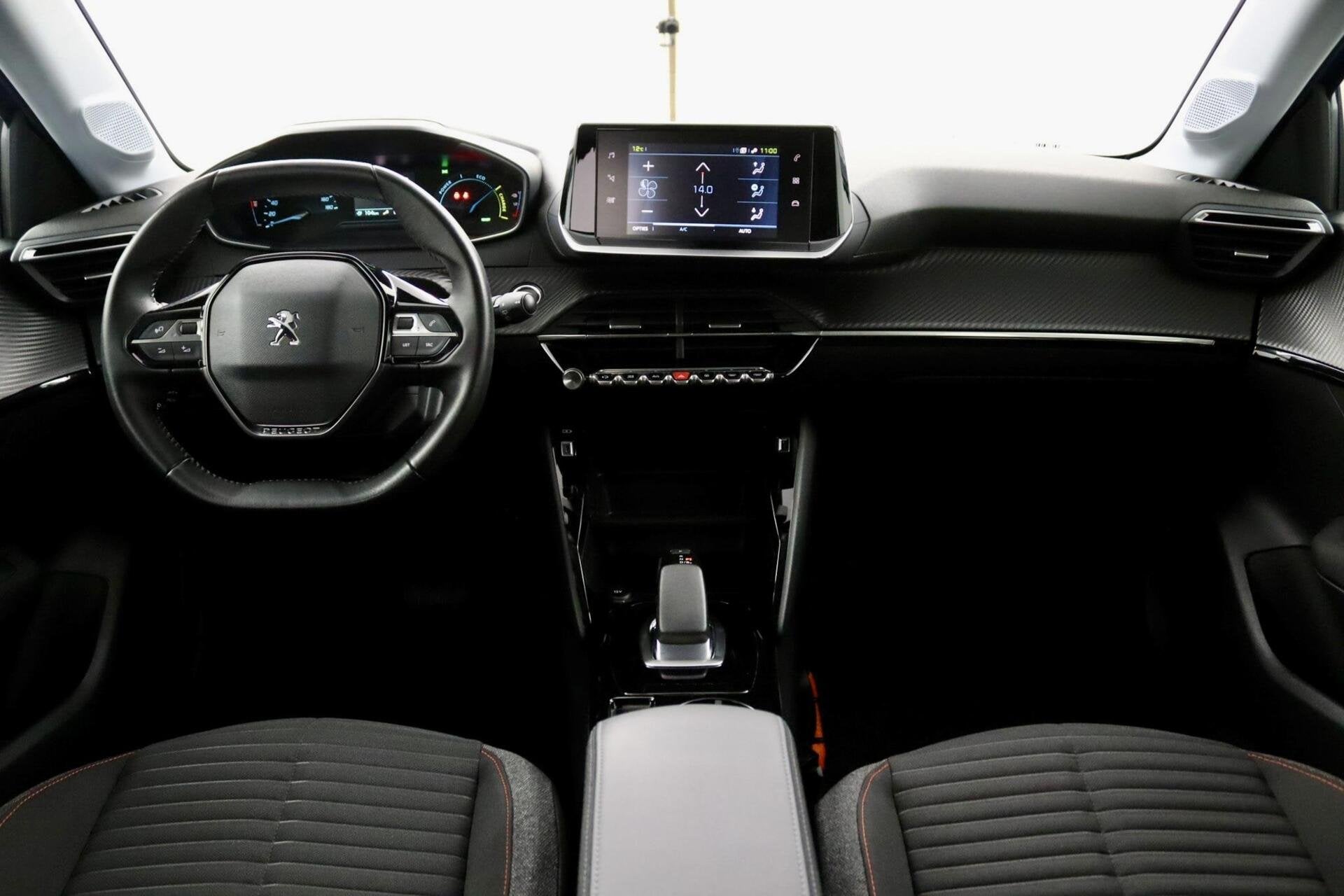 Peugeot e-208 EV Active Pack 50 kWh blauw, Automatische klimaatregeling, 136 pk, Gebruikt, Blauw