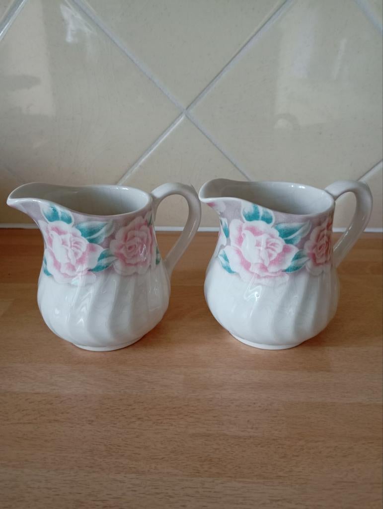2 melkkannetjes Barretts, Antiek en Kunst, Ophalen of Verzenden