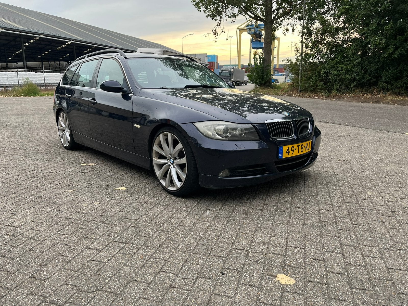 BMW 3-Serie 2.5 I 325 Touring AUT 2006 Blauw, Auto's, Automaat, Achterwielaandrijving, Zwart, 2497 cc