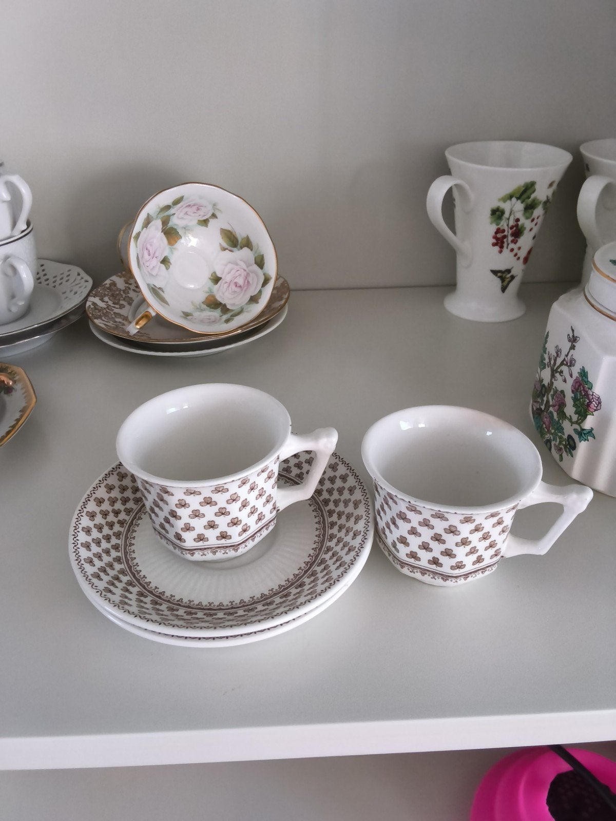 Vintage theekopjes en schotels - diverse sets, Ophalen