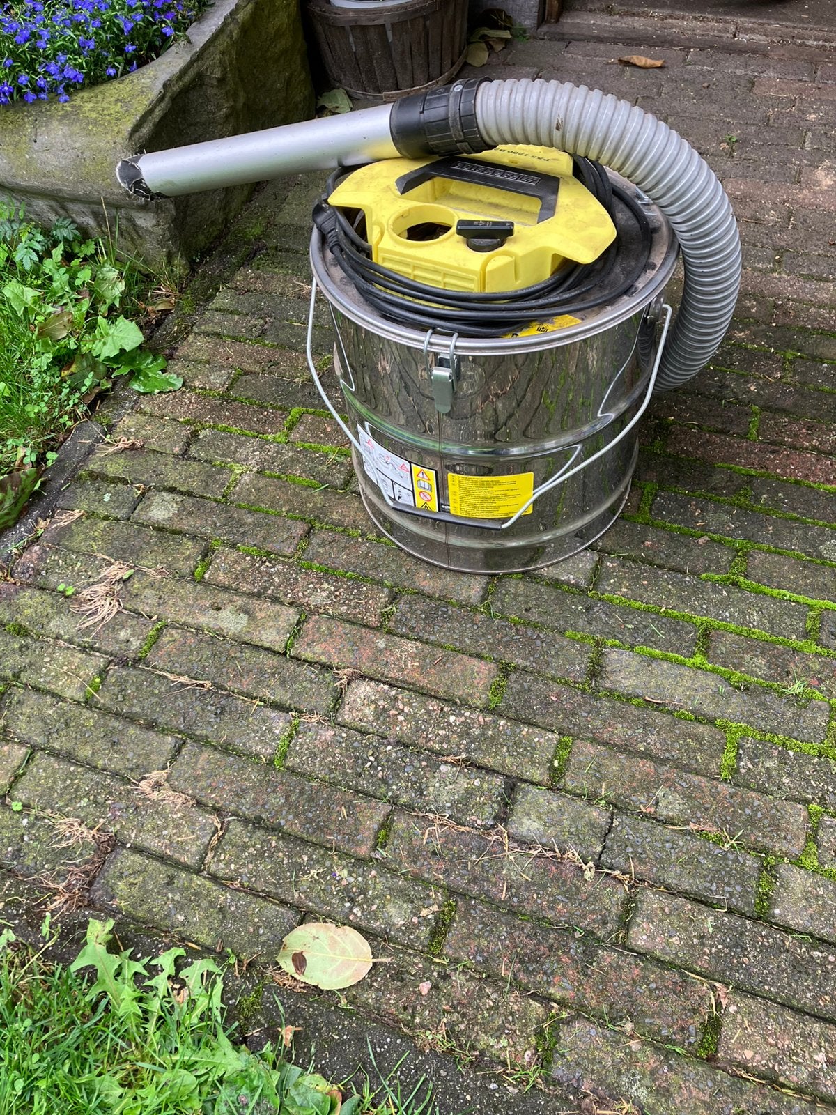 Garage stofzuiger, Witgoed en Apparatuur, Ophalen, Gebruikt