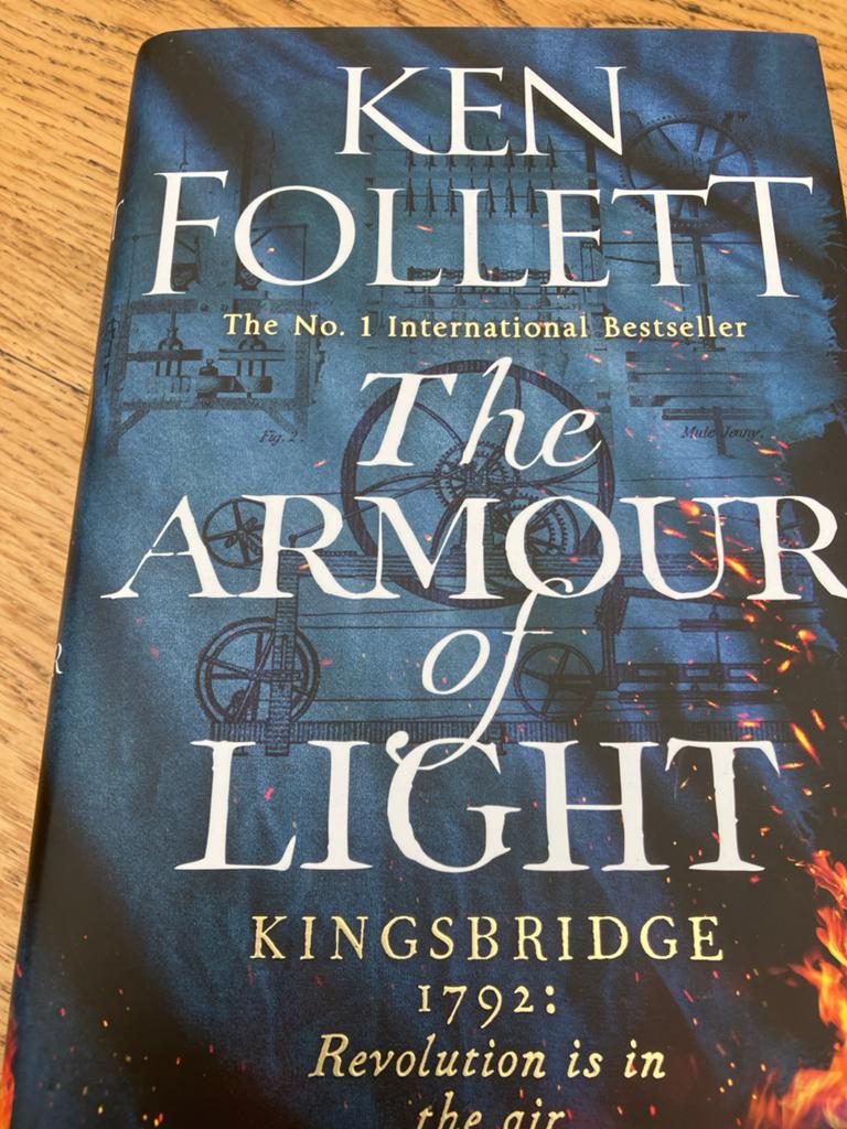 Ken Follett - The Armour of Light (Kingsbridge 1792), Ophalen of Verzenden, Zo goed als nieuw