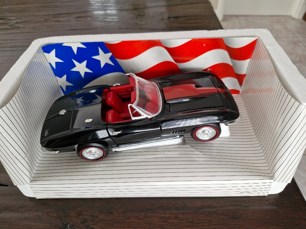 Corvette C-7   zwart  in originele verpakking   !!, Hobby en Vrije tijd, Ophalen, Zo goed als nieuw, Overige merken