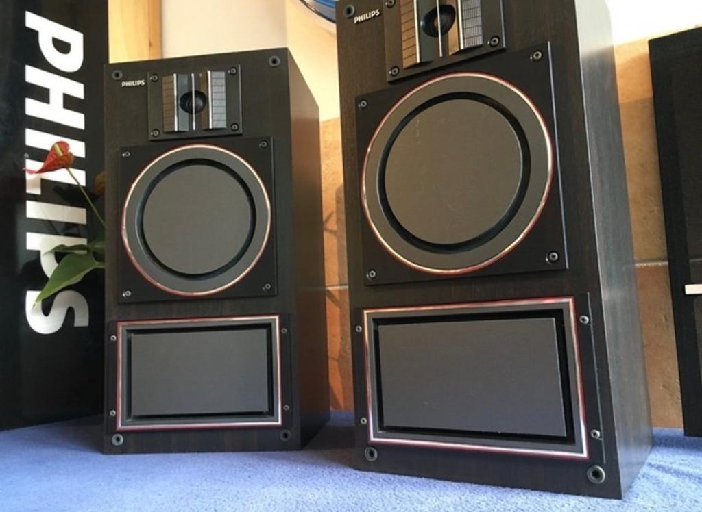 Philips speakers - Fineer laat los, goed geluid, Audio, Tv en Foto, Luidsprekers, Ophalen of Verzenden, Zo goed als nieuw, Front, Rear of Stereo speakers