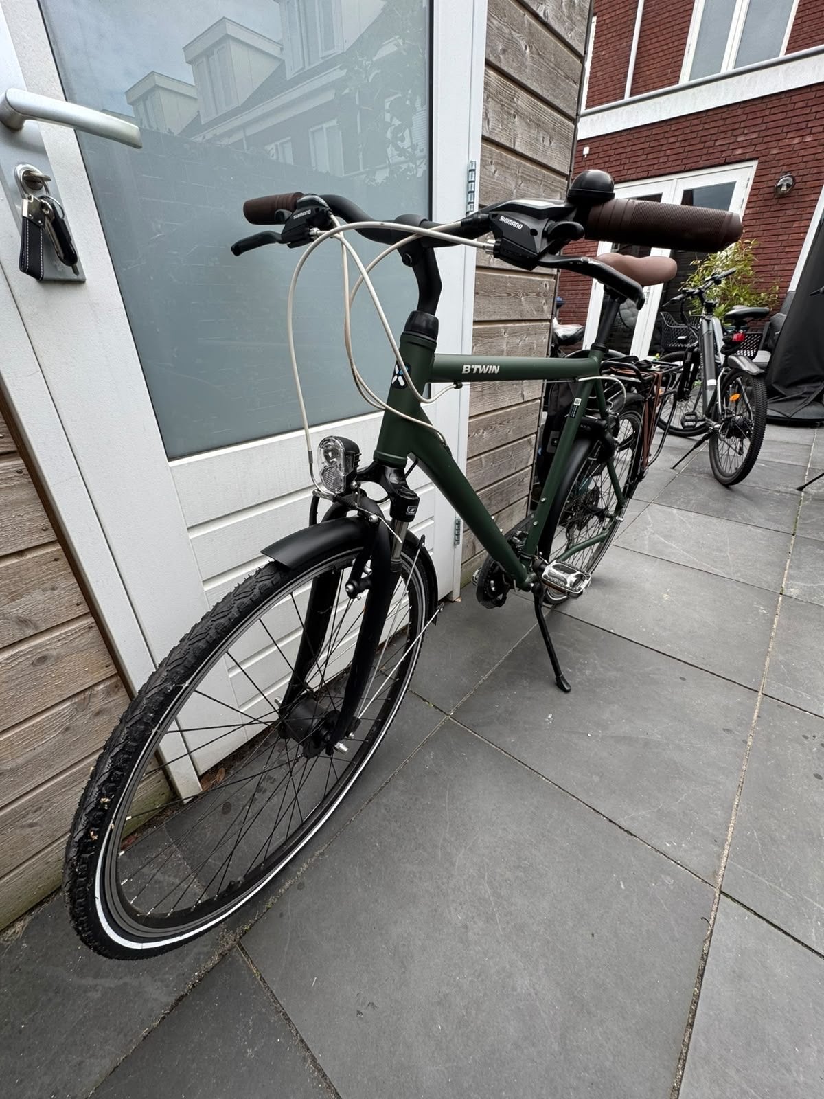 Foto 8 van B'Twin Elops 500 stadsfiets - Zo goed als nieuw