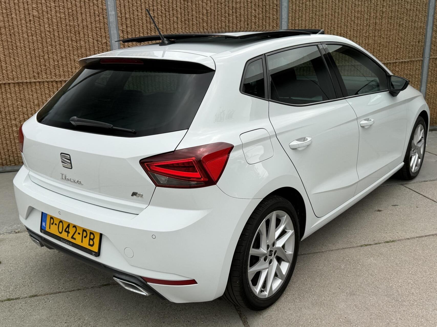 Seat Ibiza 1.0 EcoTSI FR Plus Panoramadak | Stoelverwarming, Auto's, Voorwielaandrijving, 1071 kg, Euro 6, Origineel Nederlands