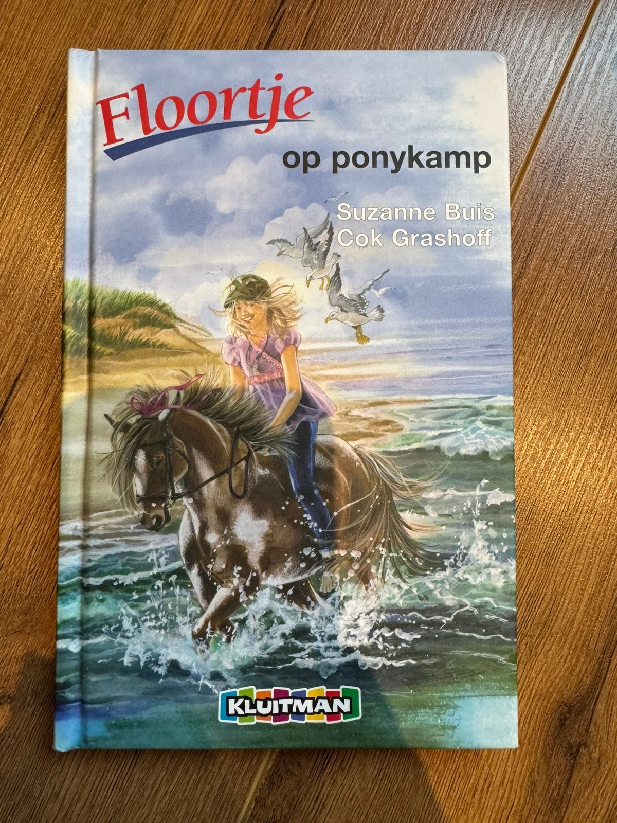 Suzanne Buis - Floortje op ponykamp, Fictie algemeen, Ophalen of Verzenden, Zo goed als nieuw, Suzanne Buis