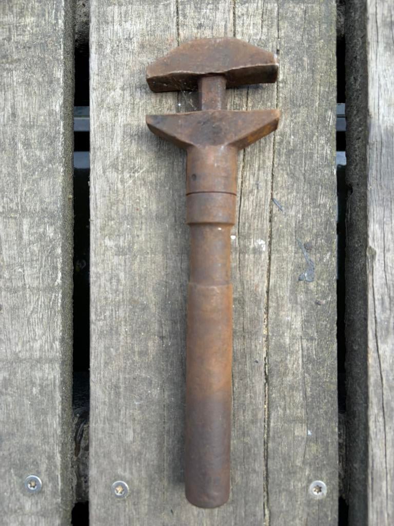 Verstelbare moersteutel / franse sleutel, Antiek en Kunst, Antiek | Gereedschap en Instrumenten, Ophalen