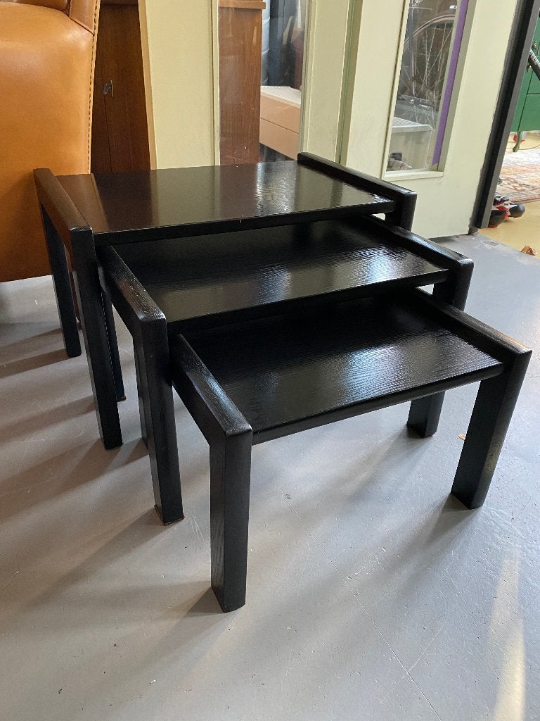 Brutalist stijl mimiset, nesting tables, vintage design, Ophalen