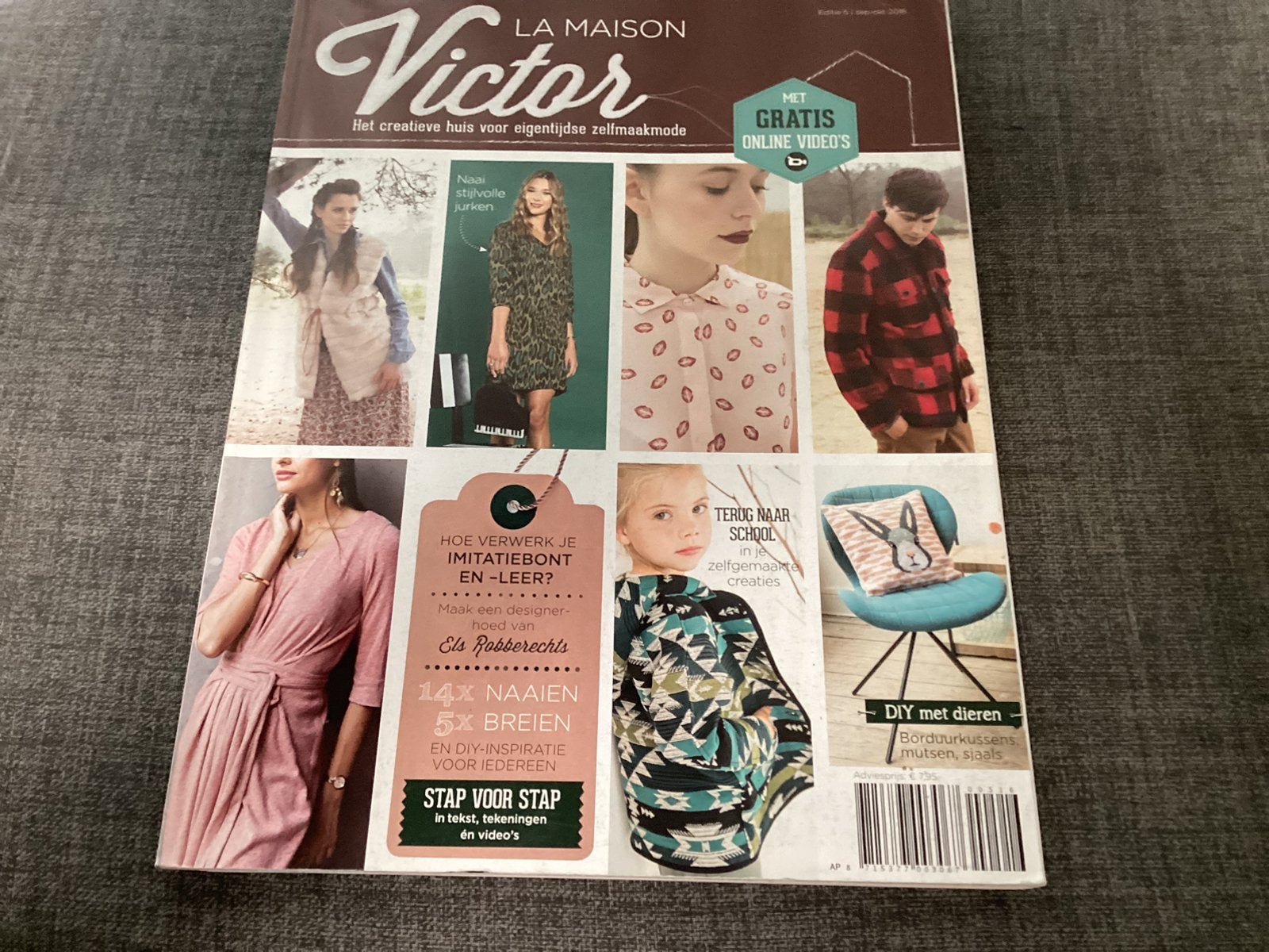 La Maison Victor 5-6 2016 prijs per stuk, Hobby en Vrije tijd, Kledingpatronen, Ophalen of Verzenden, Zo goed als nieuw, Vrouw