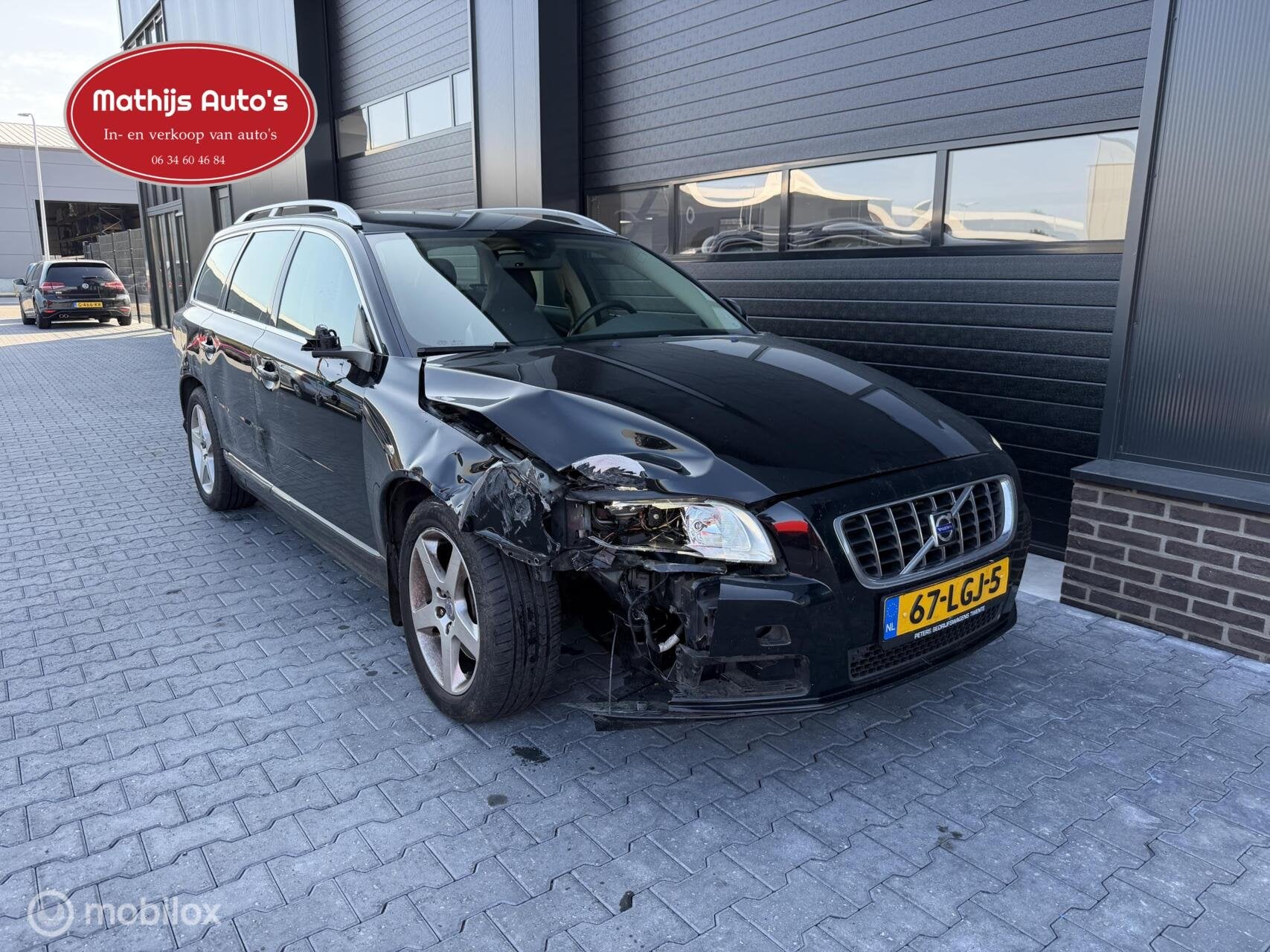 Volvo V70 2.4 D5 Automaat 236dkm! Schade!, Auto's, 2000 kg, Zwart, Diesel, Verwarmde buitenspiegels