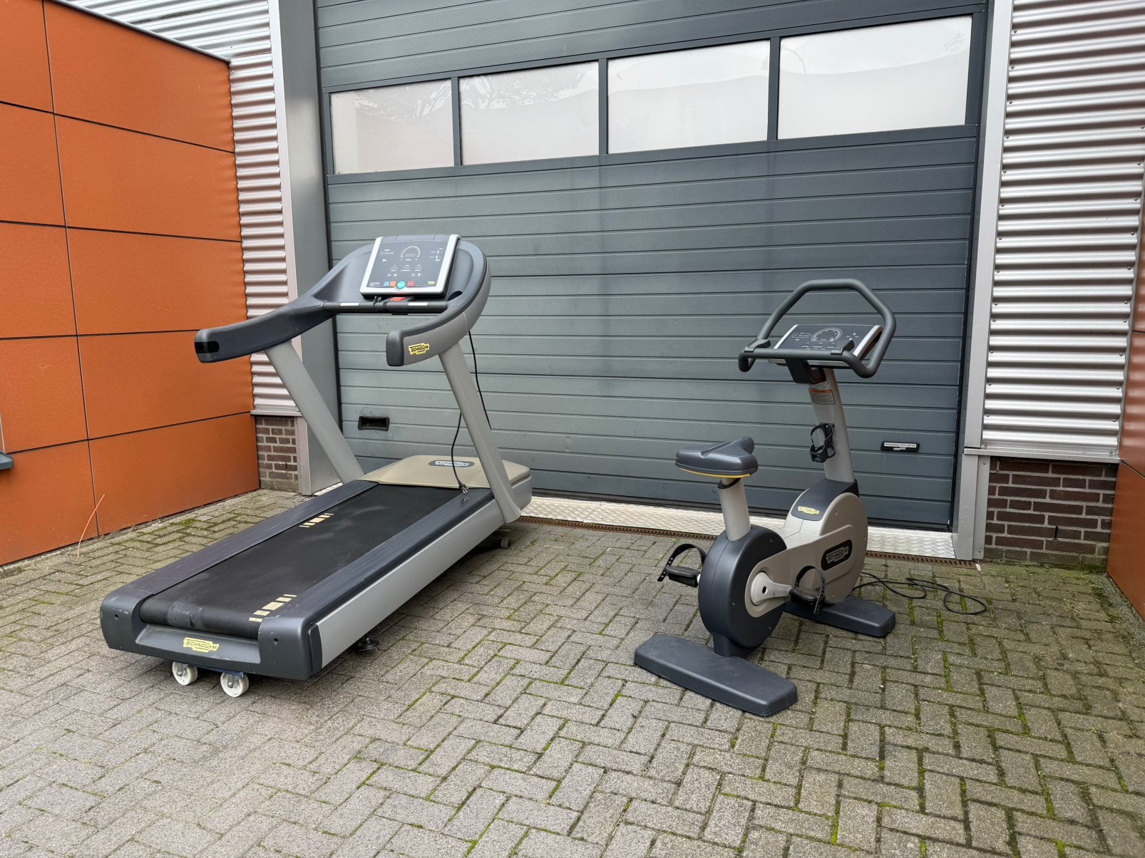 Technogym Loopband  , Crosstrainer en Hometrainer