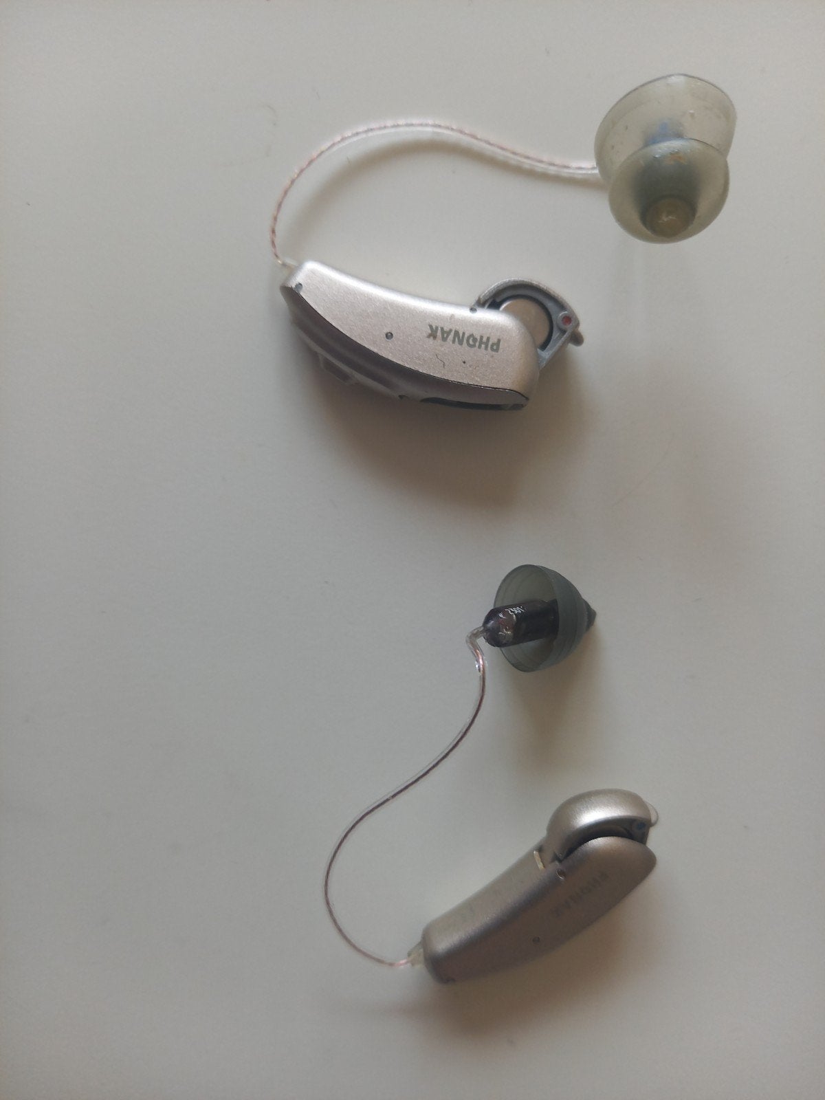 Phonak Hoortoestellen met Droogbox - Zo goed als nieuw, Ophalen of Verzenden