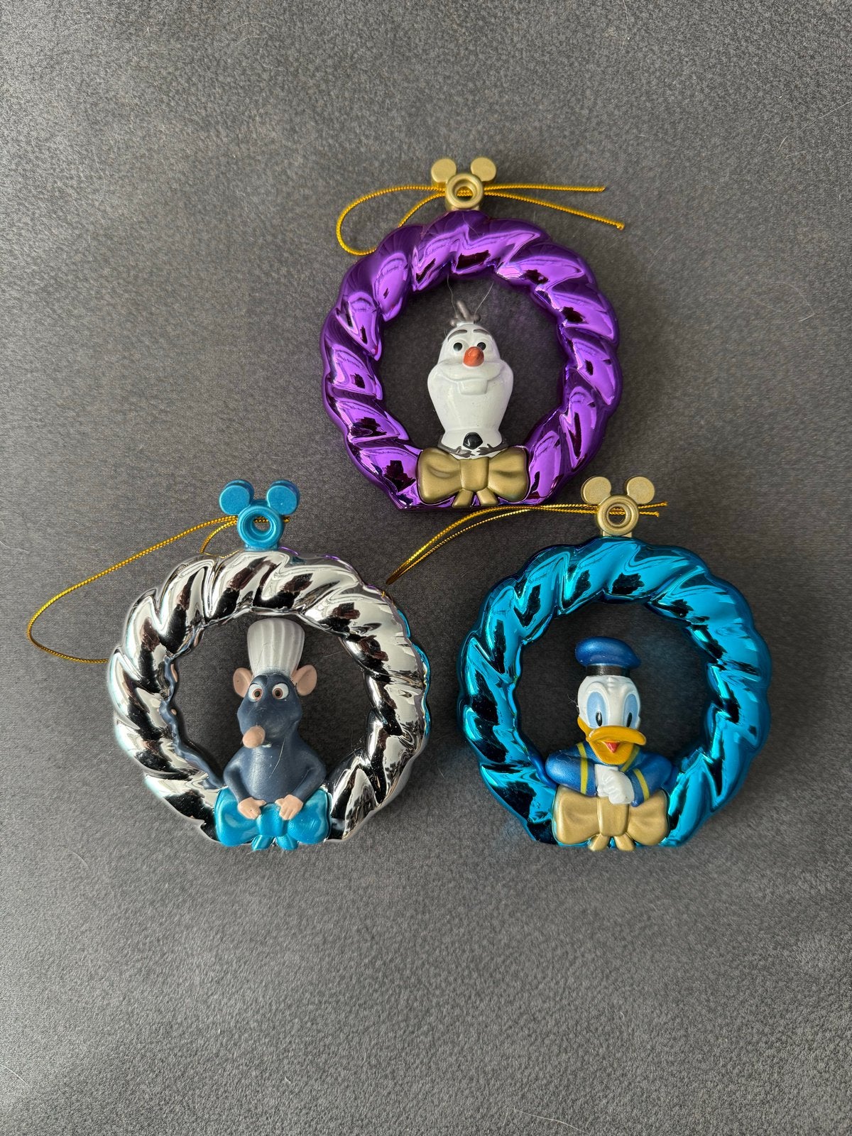 Kerst krans bal ornament Disney 3 stuks Olaf Donald Remy, Ophalen of Verzenden, Nieuw