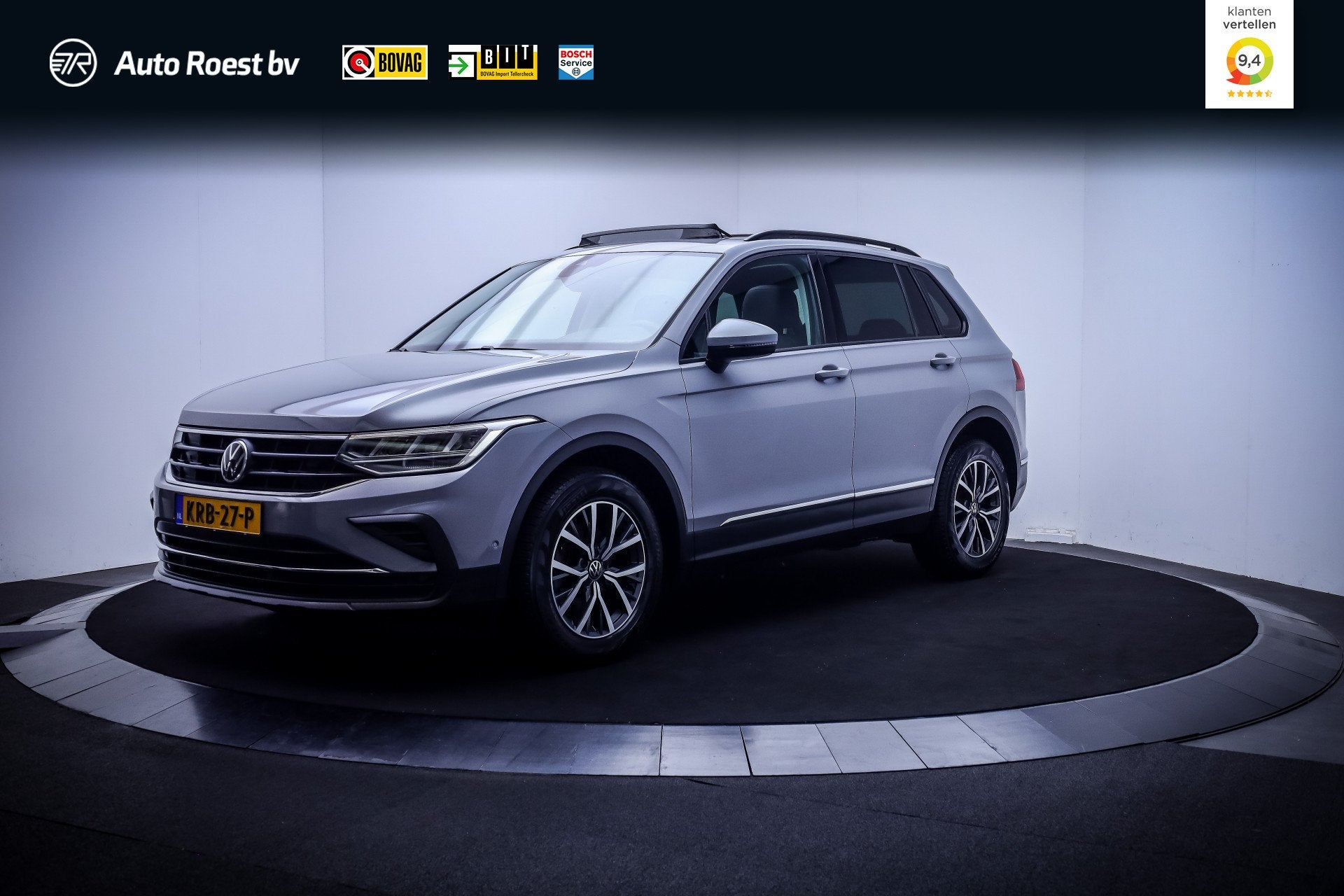 Volkswagen Tiguan 1.5 TSI Dsg LIFE Business PANO | FULL LED, Zwart, 4 cilinders, 150 pk, Alcantara