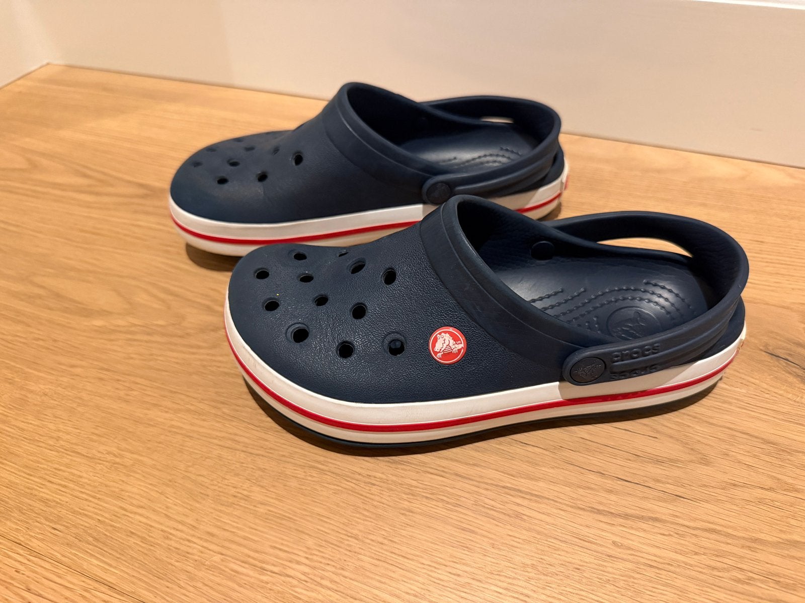 Crocs donker blauw maat 37 / 38, Ophalen, Gebruikt, Jongen of Meisje, Overige typen