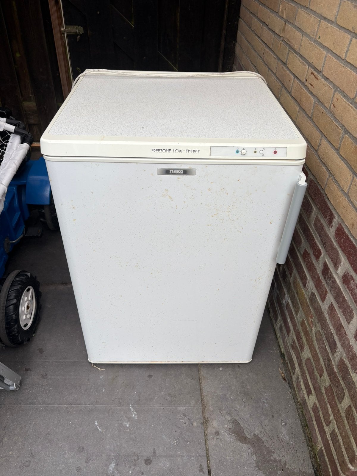 Zanussi vriezer voor in de schuur, Witgoed en Apparatuur, Gebruikt, Minder dan 60 cm, Ophalen of Verzenden, Vrijstaand