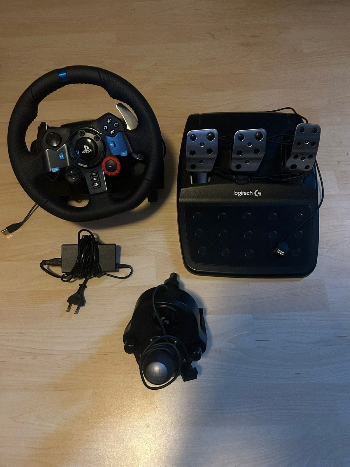 Logitech G29 + shifter + pedalen – zo goed als nieuw, Logitech, Ophalen of Verzenden, Zo goed als nieuw, Racestuur