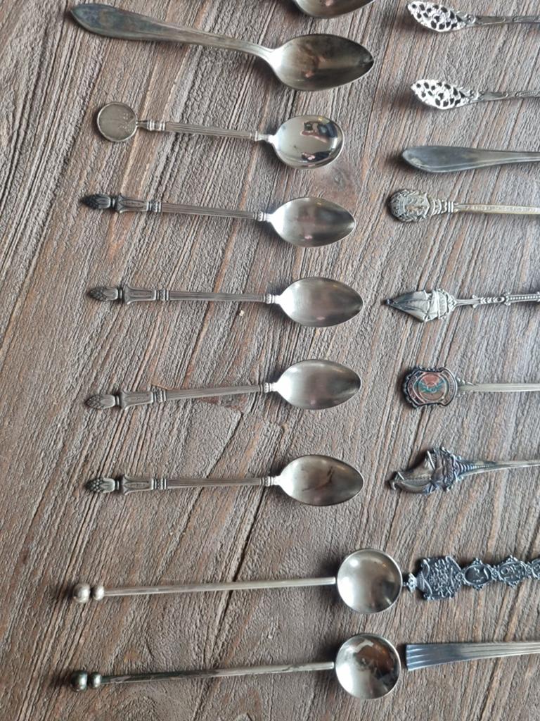 Verzameling zilveren theelepels en vorkjes, Antiek en Kunst, Antiek | Bestek, Ophalen of Verzenden
