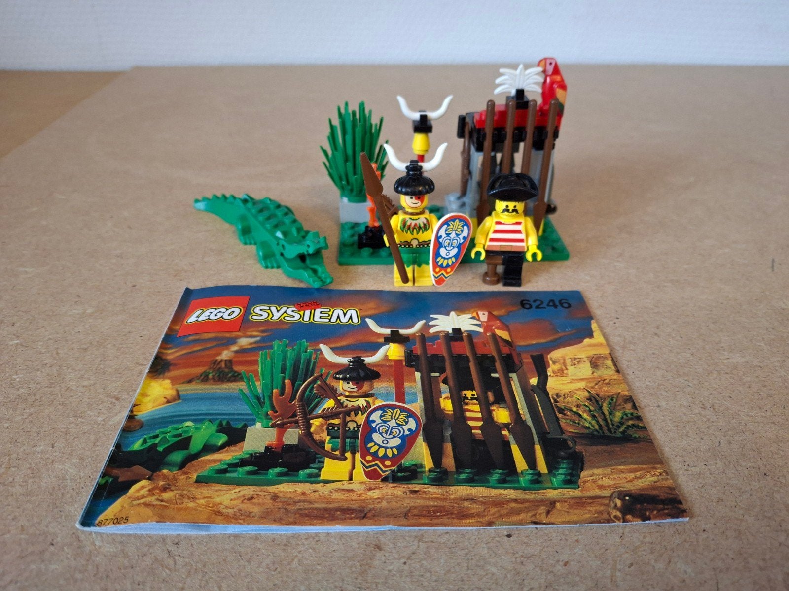 Lego 6246 Crocodile Cage. Jaren 90 Pirates Islanders, Compleet, Lego, Info@lego.com, 33 Bath Road, Slough, UK