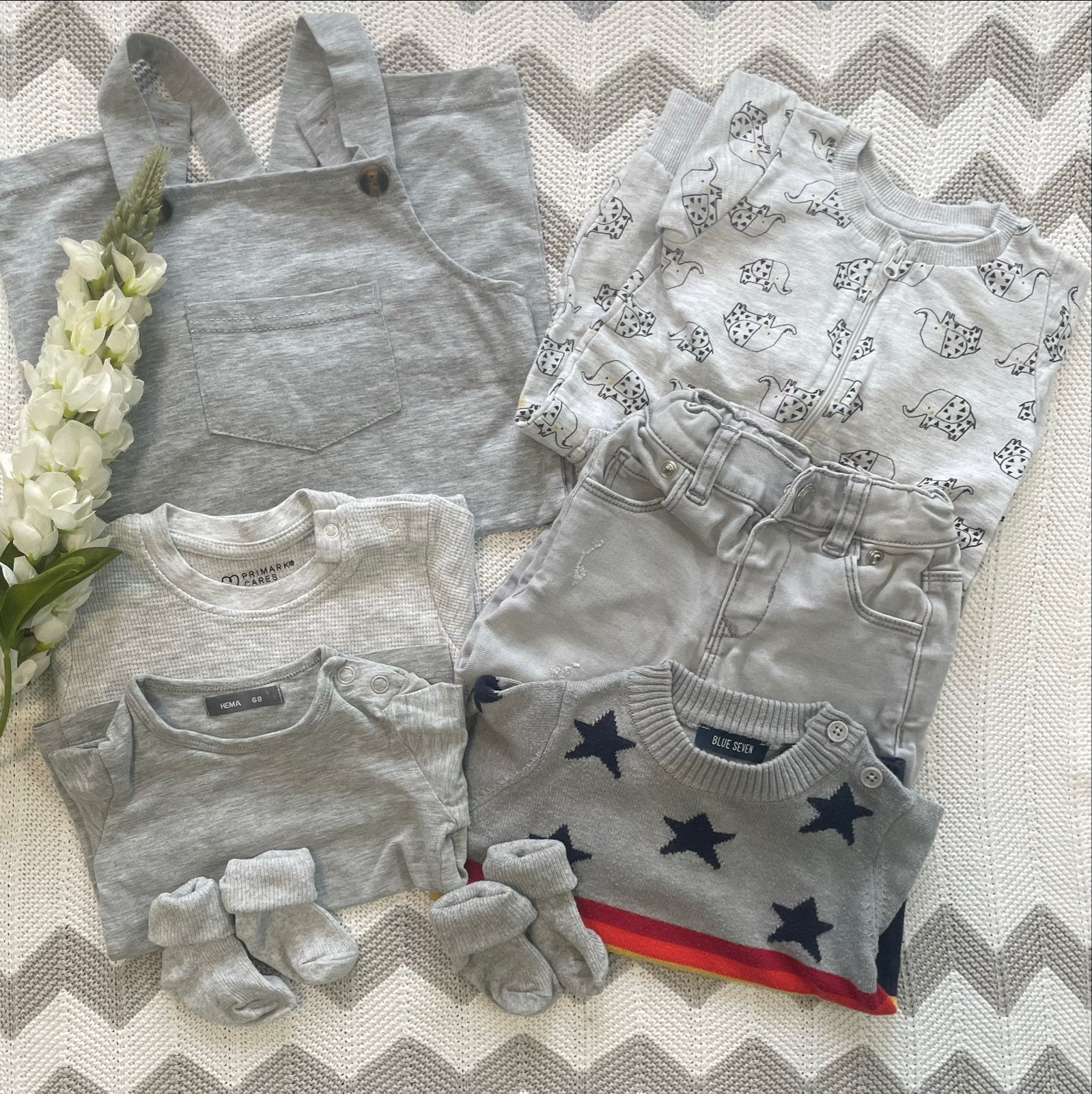 Leuk samengesteld grijs herfstkleding pakketje, maatje 68, Ophalen of Verzenden, Gebruikt, Maat 68