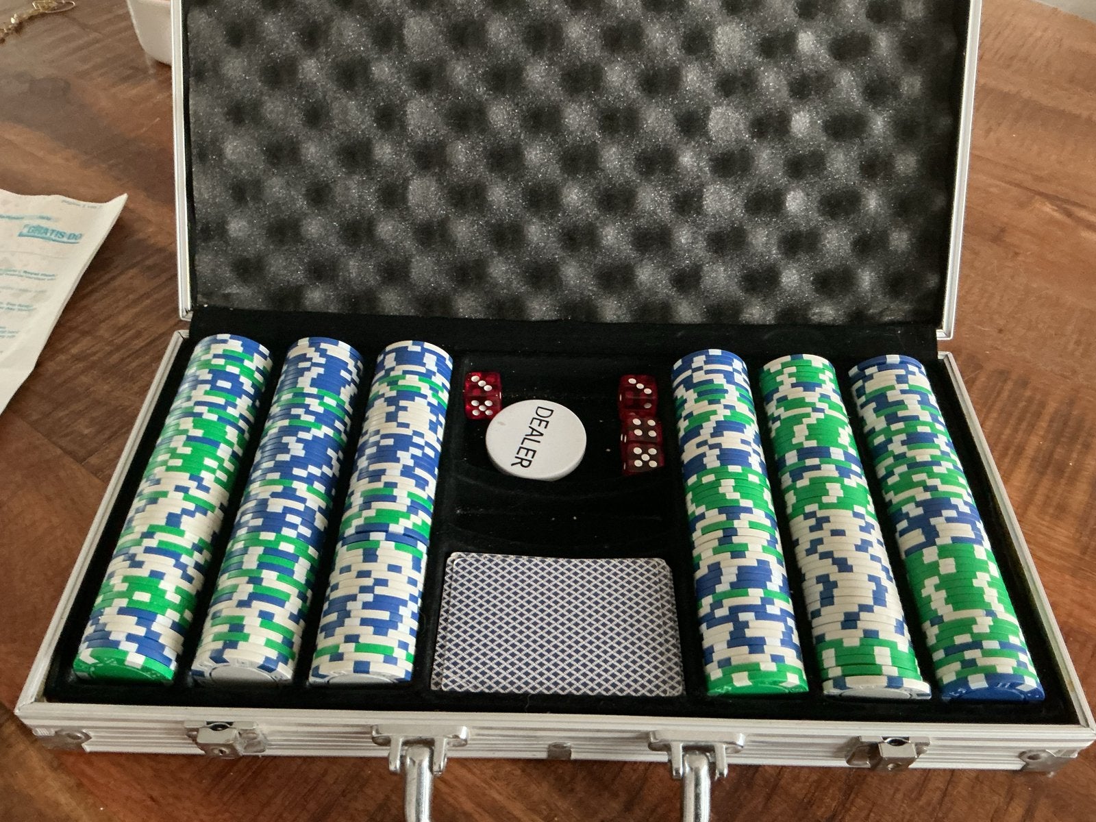 Pokerset in stevige metalen koffer, Vijf spelers of meer, Ophalen of Verzenden, Zo goed als nieuw