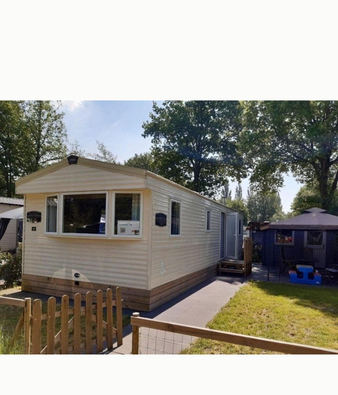 TE KOOP: 6-PERSOONS STACARAVAN OP 5-STERREN VAKANTIEPARK, Caravans en Kamperen