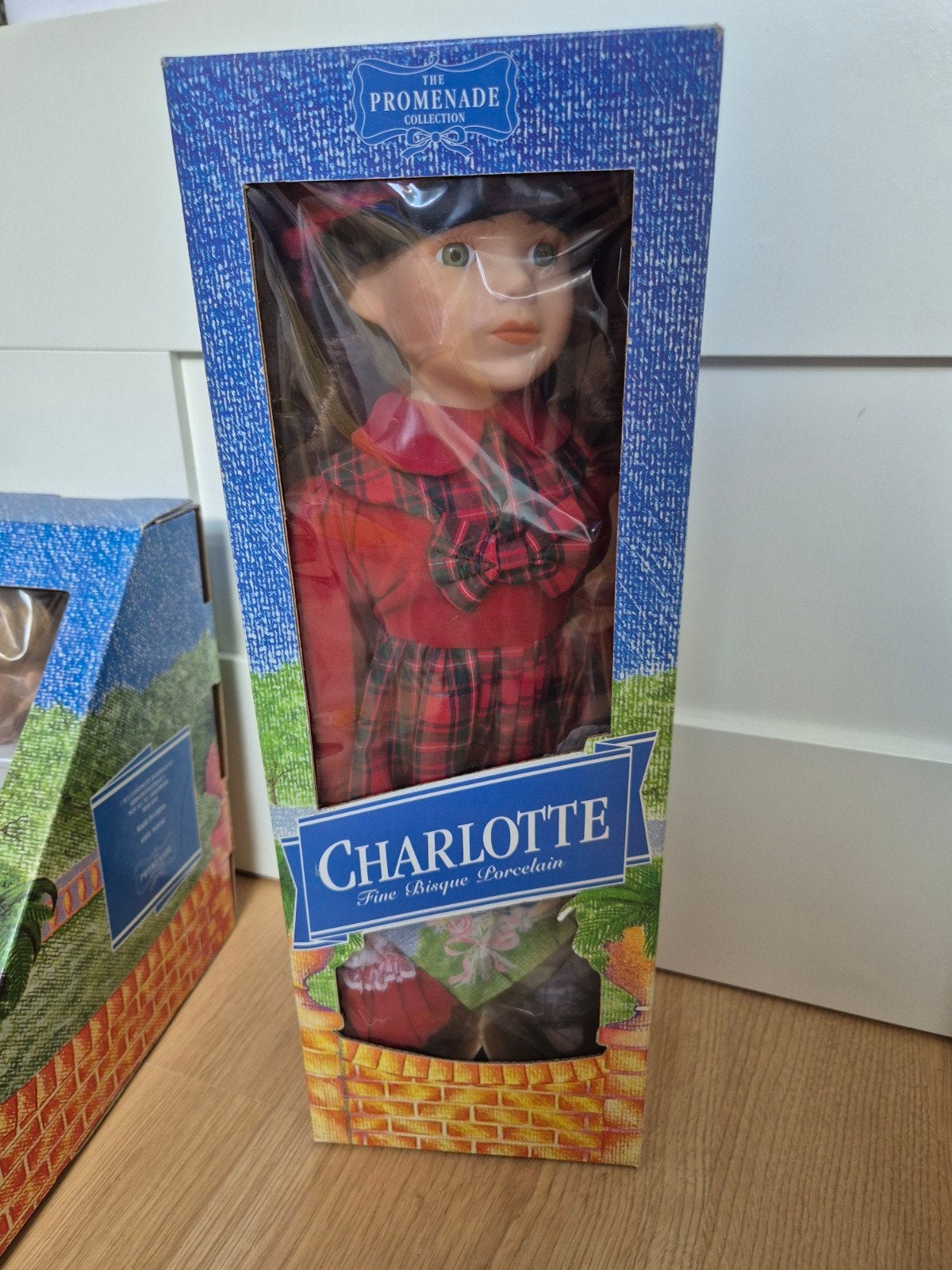 Charlotte Promenade Collection Porseleinen Pop, Ophalen, Nieuw, Pop