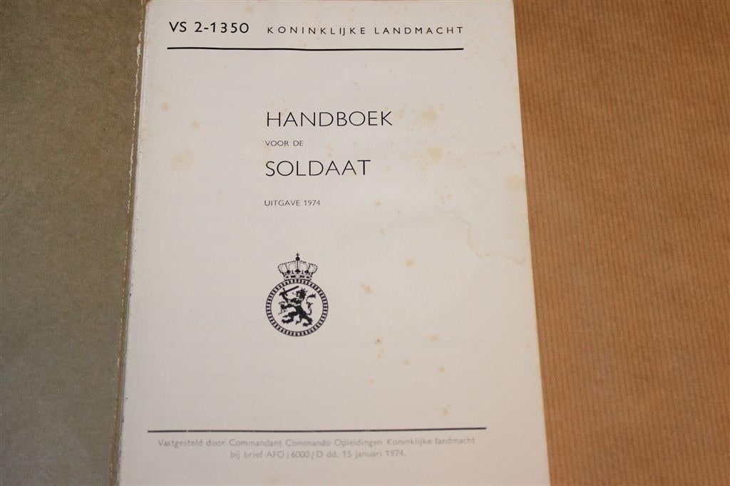 Handboek Voor De Soldaat — Landmacht VS 2-1350 [1974], Boeken, Oorlog en Militair, Ophalen of Verzenden, Tweede Wereldoorlog, Gelezen