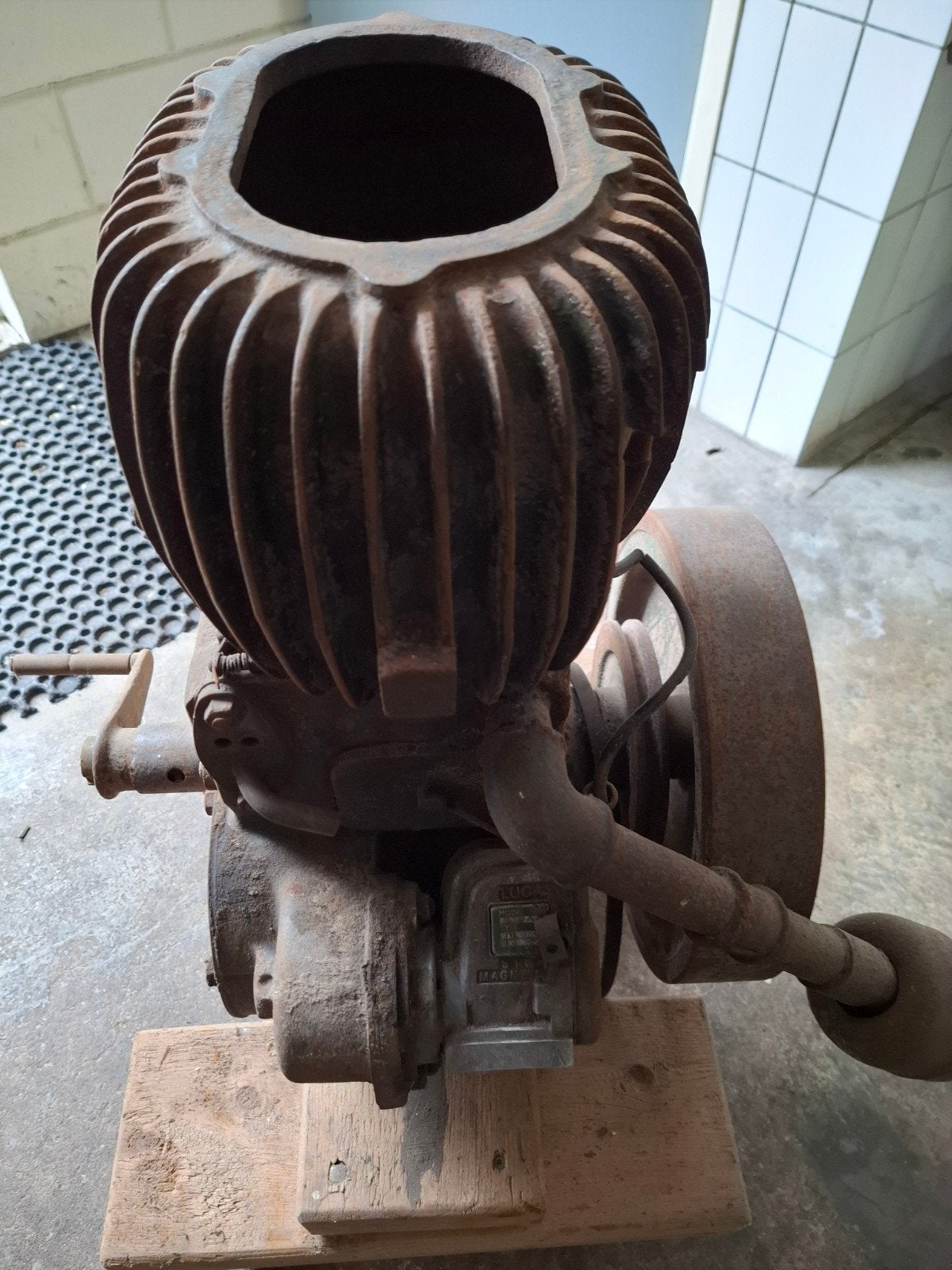 Wolseley Stationaire Motor - Oude Gas Motor, Ophalen