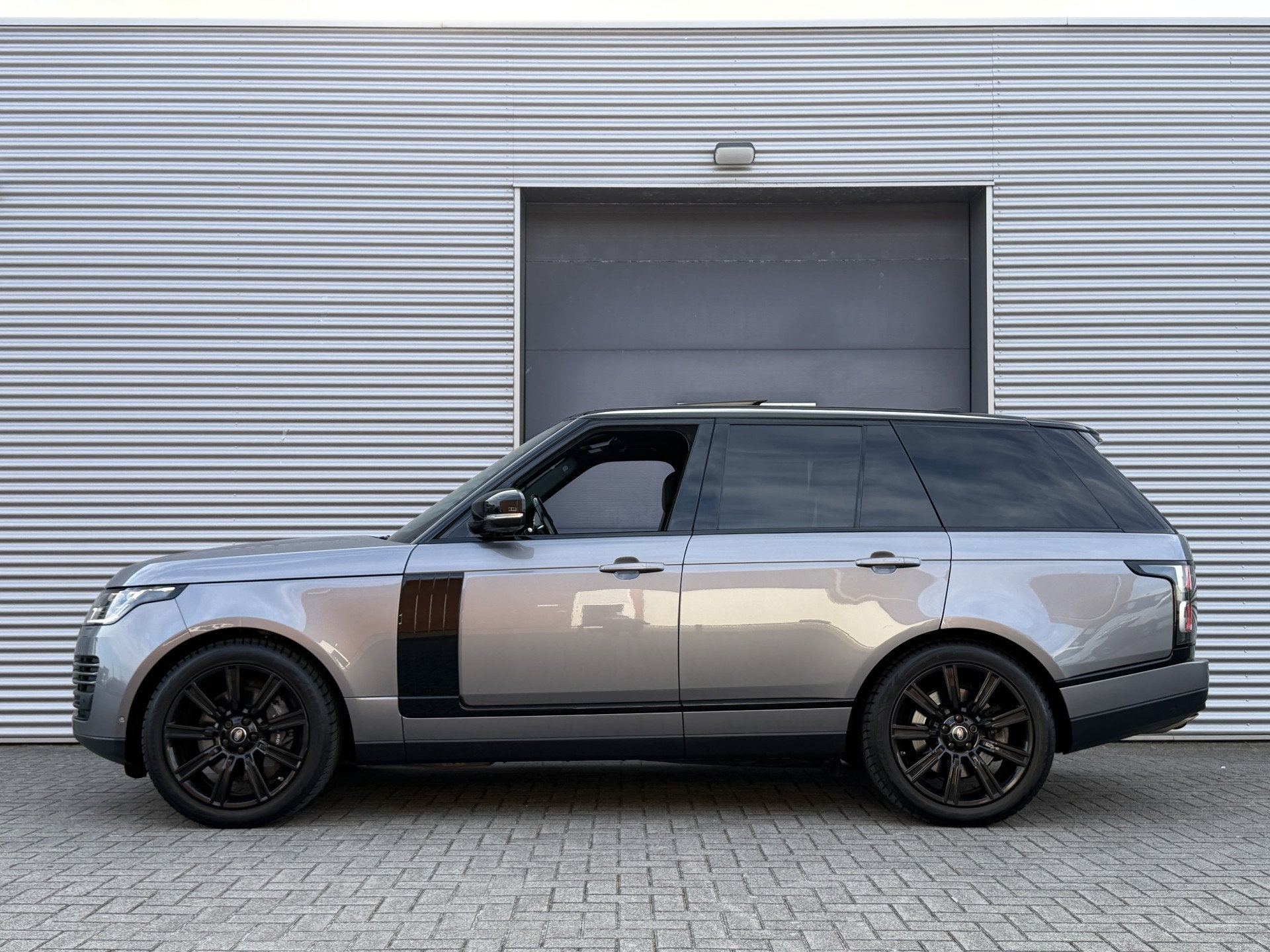 Land Rover Range Rover P400e Vogue I PHEV I Aut. I Pano.dak, Auto's, Land Rover, Automaat, 404 pk, Gebruikt, 4 cilinders
