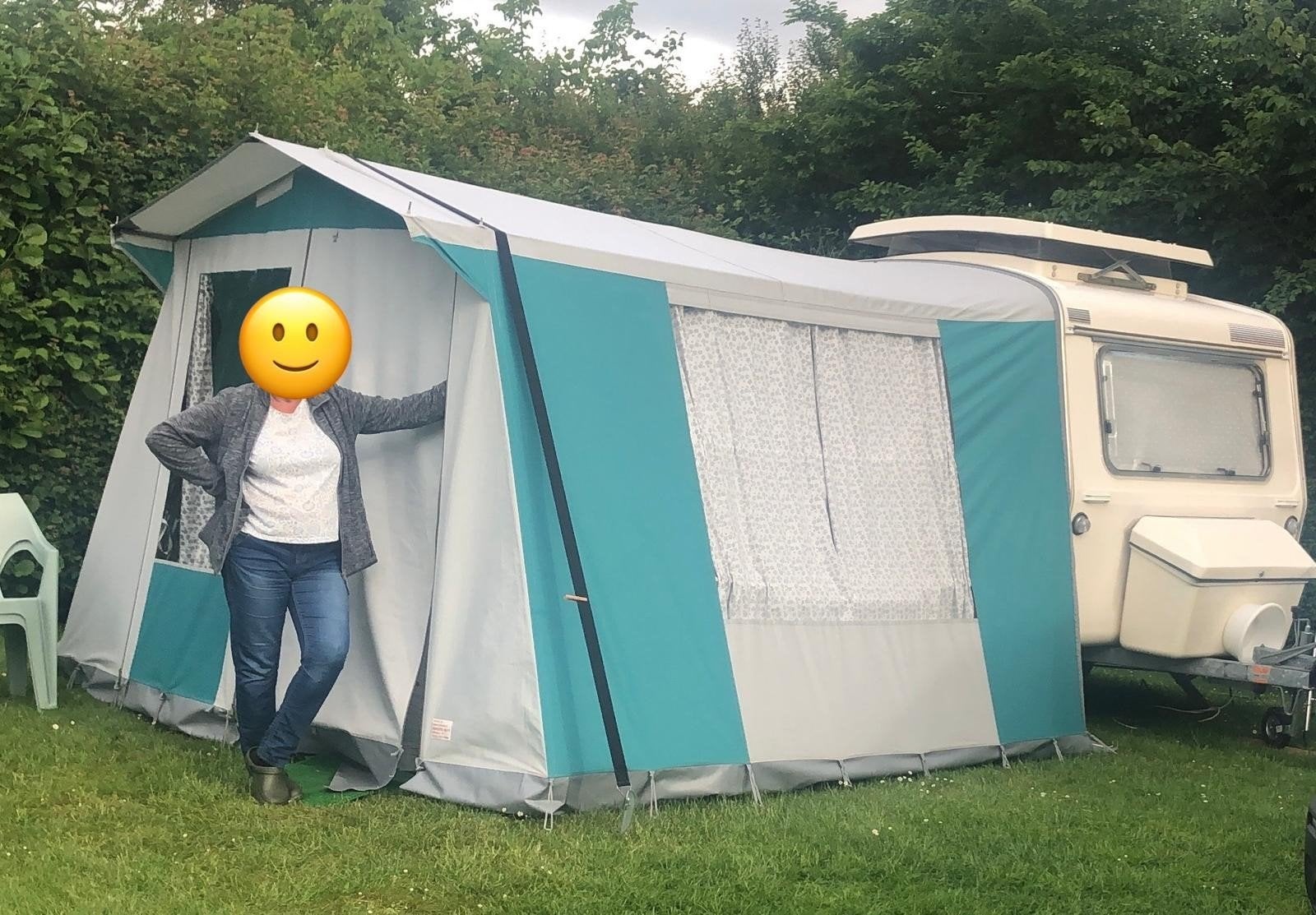 Voortent Predom, Ophalen, Zo goed als nieuw