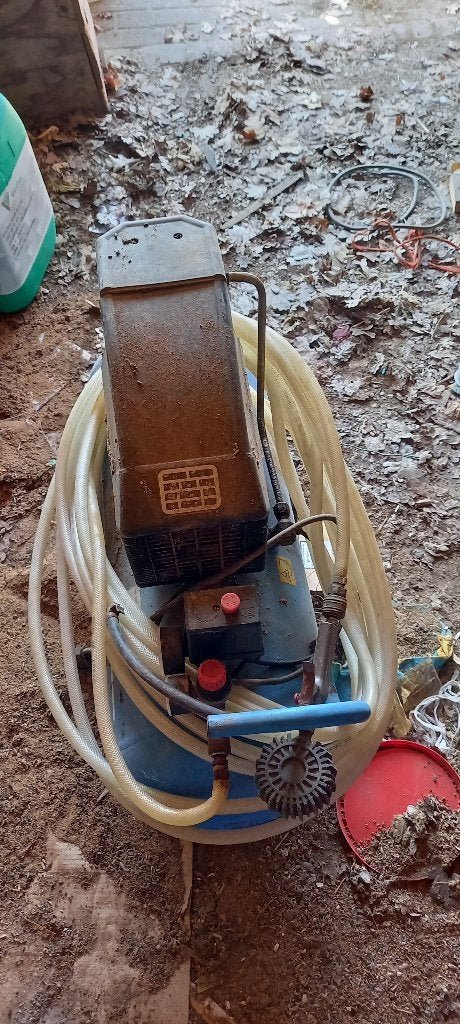 Compressor, Doe-het-zelf en Verbouw, Compressors, Minder dan 25 liter, Ophalen, Gebruikt, Minder dan 200 liter/min