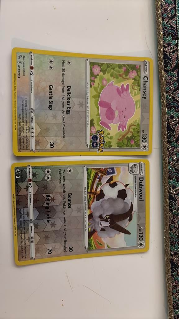 2 Pokemon kaarten reverse holo, Ophalen, Zo goed als nieuw, Meerdere kaarten, Foil